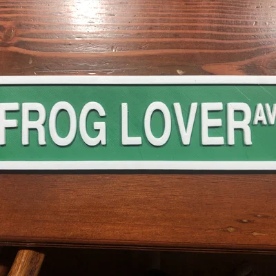 Biển Hiệu Frog Lover Ave (297 x 57)