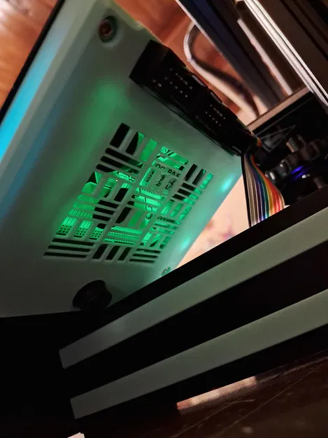 Vỏ LCD Ender 3 Slim có lỗ thông gió - Image 1