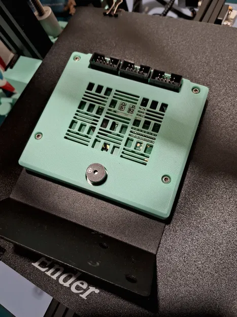 Vỏ LCD Ender 3 Slim có lỗ thông gió - Image 5