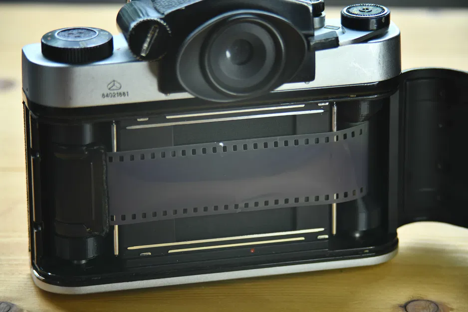 Adapter Chuyển Đổi Phim 35mm Sang 120 - Không Cần Hỗ Trợ - Image 2