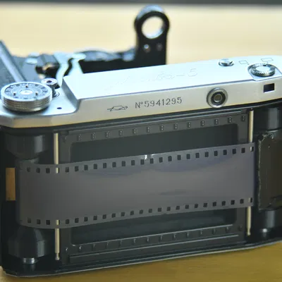 Adapter Chuyển Đổi Phim 35mm Sang 120 - Không Cần Hỗ Trợ