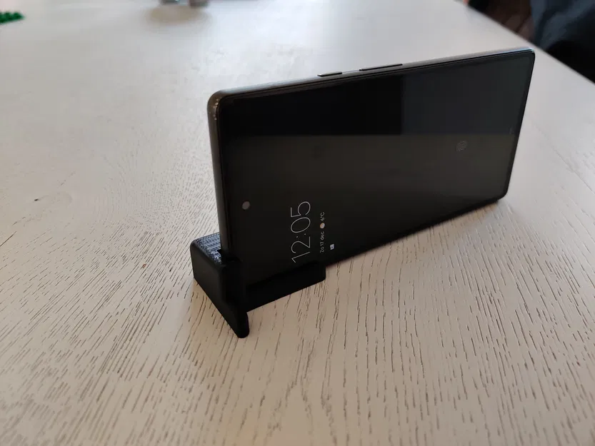 Chân đế điện thoại Pixel 6 tối giản - Image 1