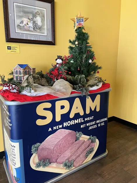 Ngôi Sao SPAM Chính Thức Của Bảo Tàng SPAM - Image 1