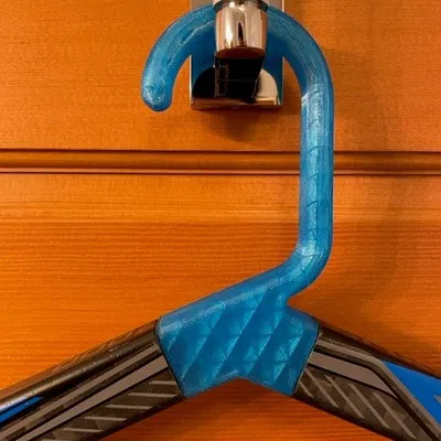 Móc Treo Quần Áo Từ Gậy Hockey