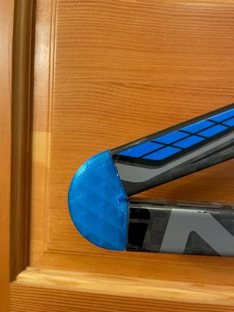 Móc Treo Quần Áo Từ Gậy Hockey - Image 4