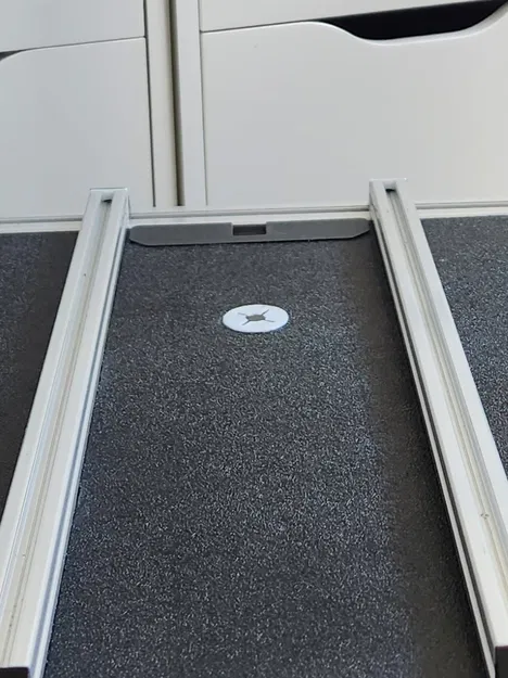 Chụp Bịt Lỗ Cáp 25mm - Image 1