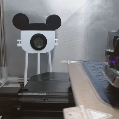 Tháp Đo Độ Ẩm "Earful Hygro Tower"