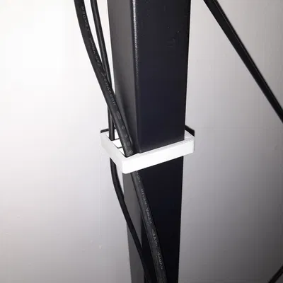 Kẹp Quản Lý Dây Cho Bàn Khung Thép Vuông 30mm V1