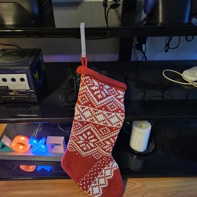 Móc Treo Vớ Cho Kệ Tivi