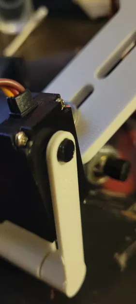 Nắp Servo MG995R/MG996R Có Trục Phụ Giả - Image 1