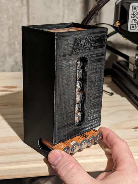 Hộp Đựng Pin AAA Treo Tường - Image 1