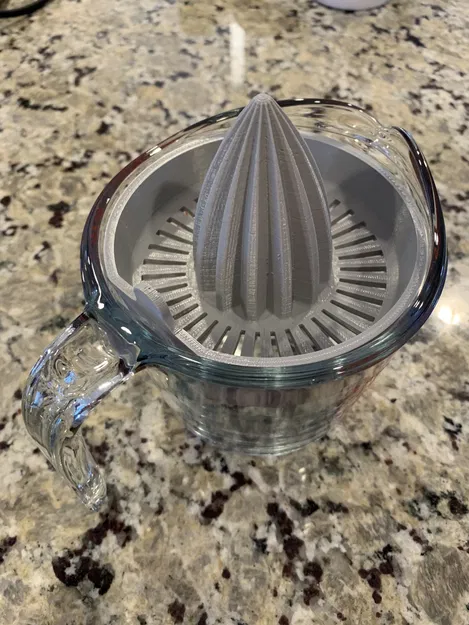 Cối Vắt Cam Tích Hợp Cốc Đong - Image 1