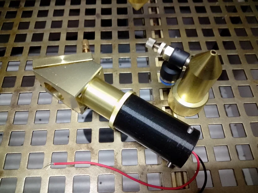 Bộ Chuẩn Trực Điều Chỉnh Gương Laser - Image 1