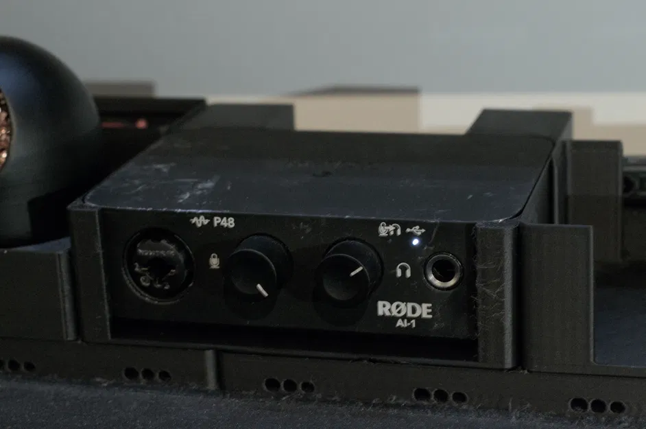 Giá Đỡ Gridfinity 3x3 Cho Rode AI-1 Audio Interface - Image 1