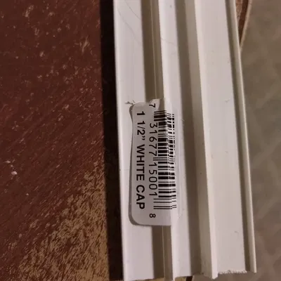 Chân Đế Tường và Cọc Hàng Rào Cho Đường Đua Xe Slot Car