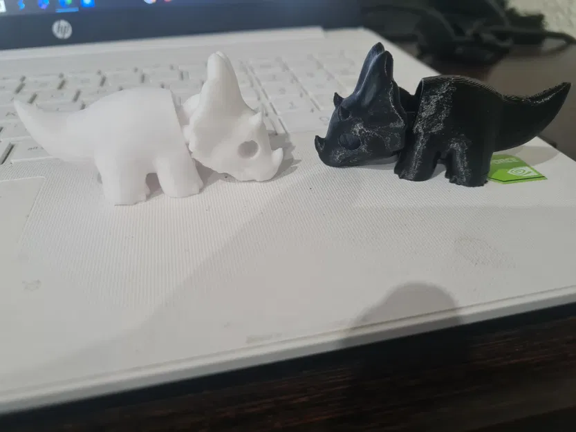 Mô hình khủng long Triceratops khớp nối - Image 1