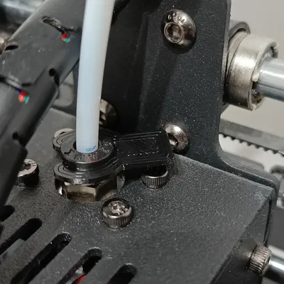 Kẹp giữ đầu nối ống bowden