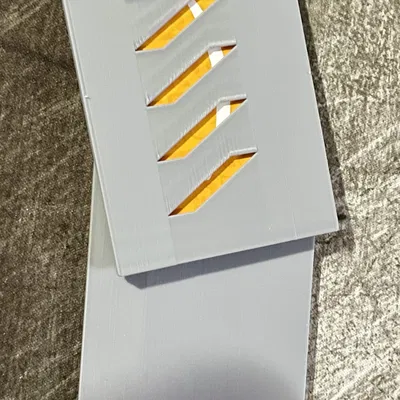 Hộp Đựng Thẻ Quà Tặng Không Thể Mở "Nhà Tù" Nhanh Chóng