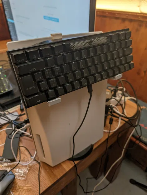 Móc Giữ Bàn Phím Cho Playstation 5 - Image 1