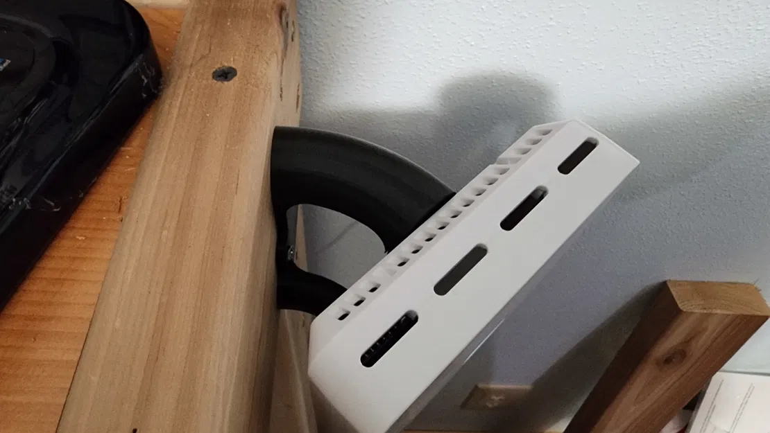 Giá đỡ AirGradient DIY Pro gắn tường nghiêng 45 độ - Image 1