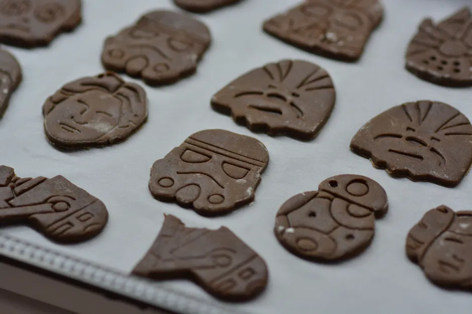 Bộ 10 Khuôn Cắt Bánh / Dập Bánh Giáng Sinh Chủ Đề Star Wars - Image 1