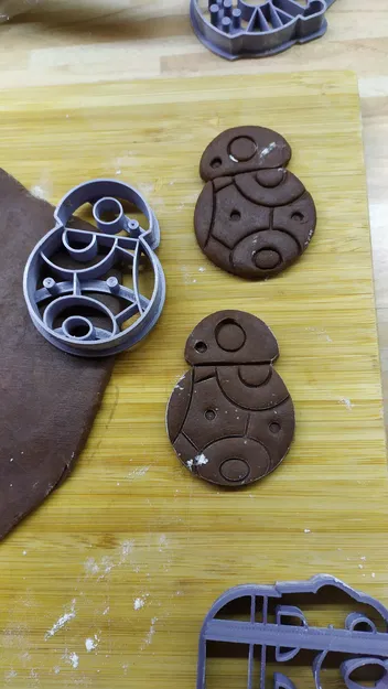 Bộ 10 Khuôn Cắt Bánh / Dập Bánh Giáng Sinh Chủ Đề Star Wars - Image 9