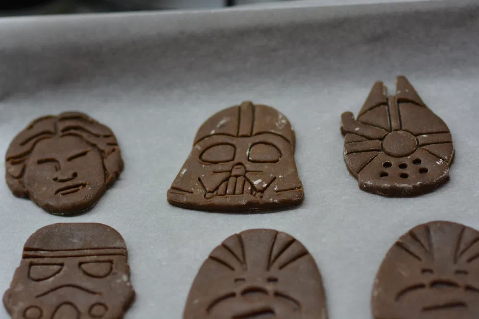 Bộ 10 Khuôn Cắt Bánh / Dập Bánh Giáng Sinh Chủ Đề Star Wars - Image 11