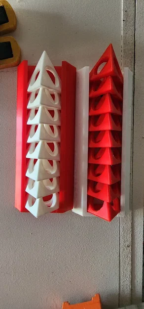 Giá đỡ treo tường cho bộ tam giác vẽ - Image 1