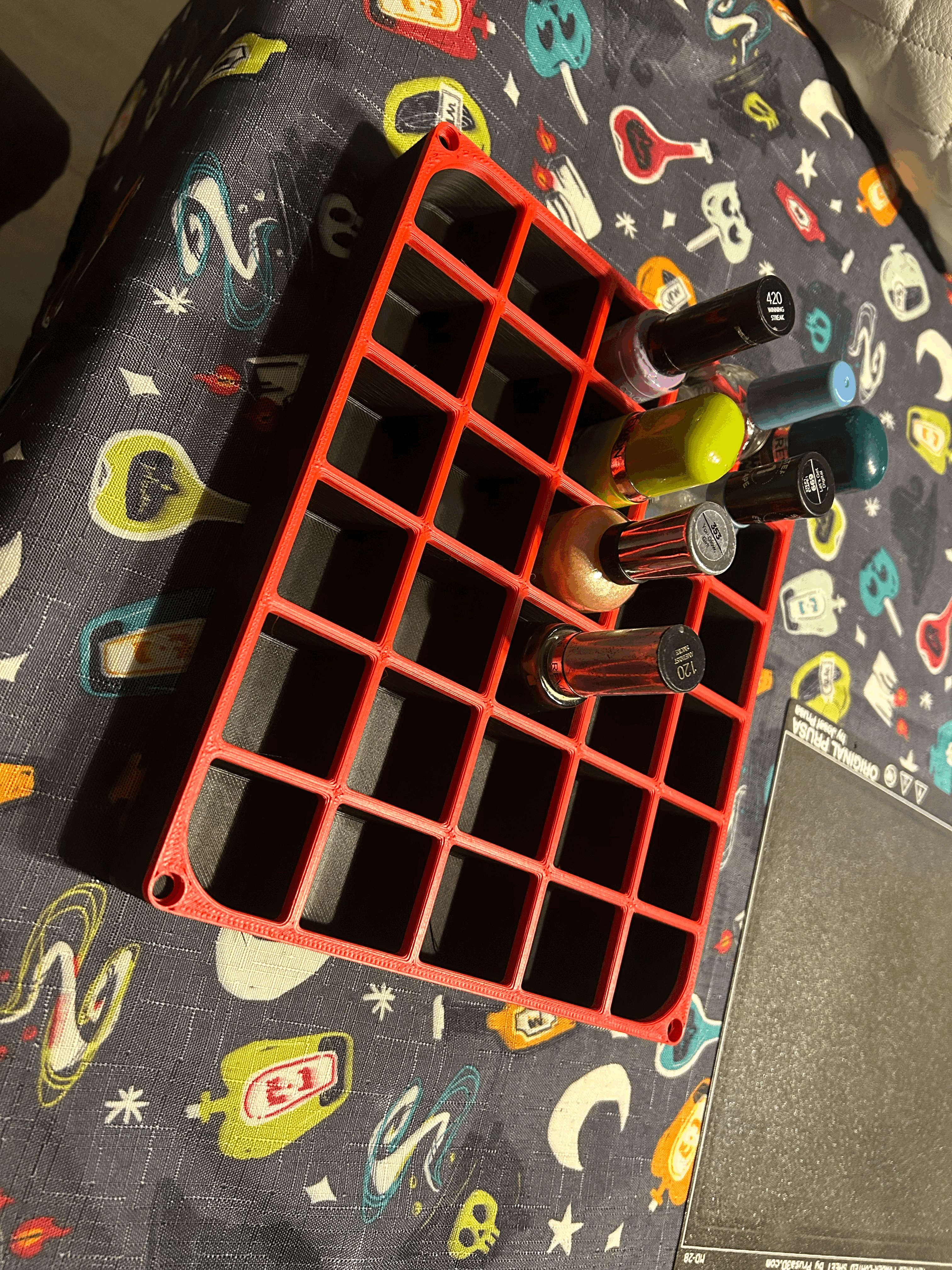 Hộp Đựng Sơn Móng Tay - Thumbnail 1