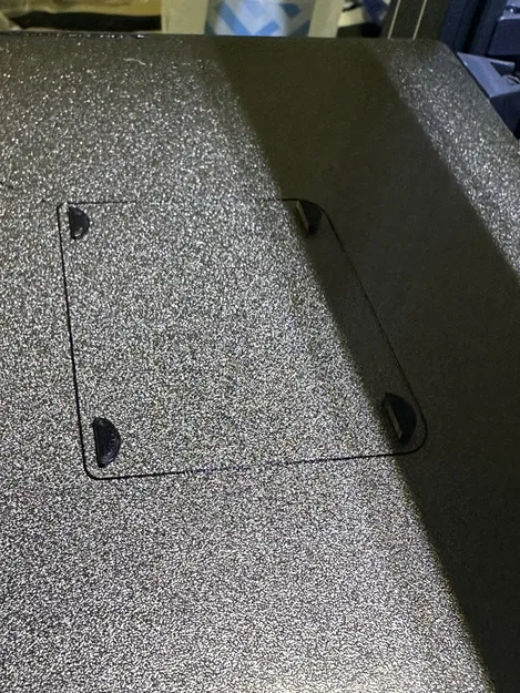 Phụ kiện sửa nắp thùng rác Rubbermaid Premier Series IV - Image 3