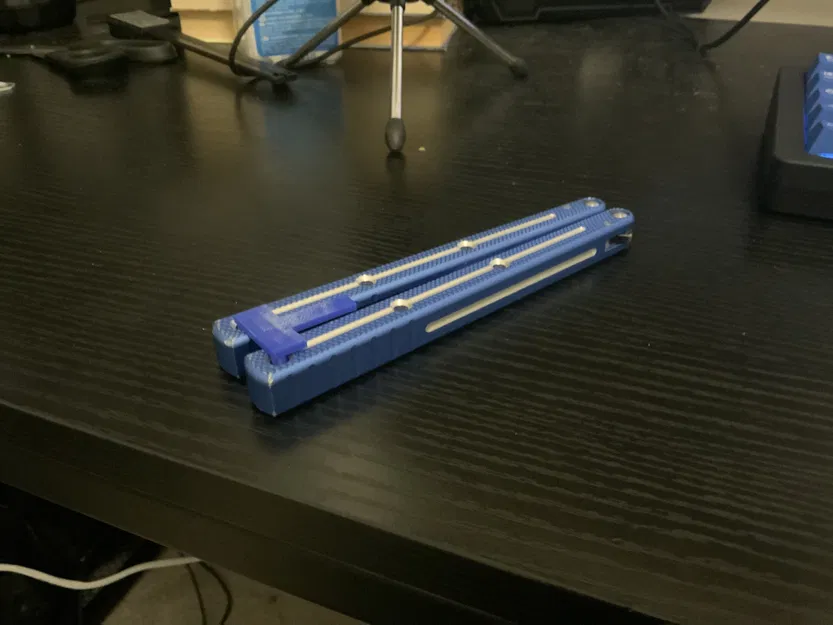 Kẹp Túi Krake Raken (Kraken) Balisong - Image 1