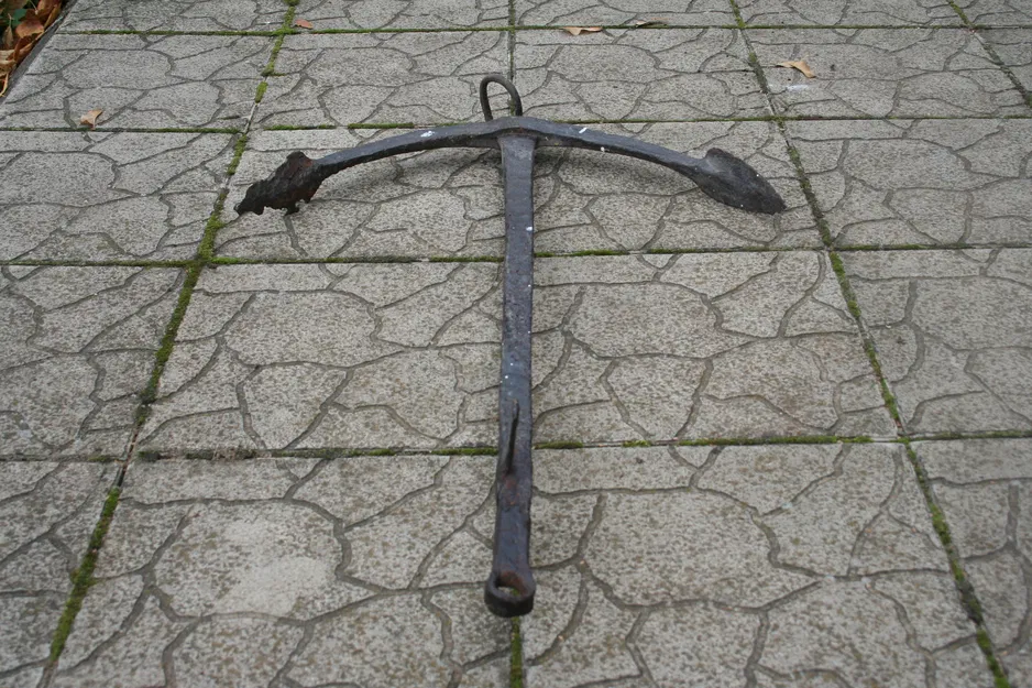 Mỏ Neo Thuyền Hồ - Image 1