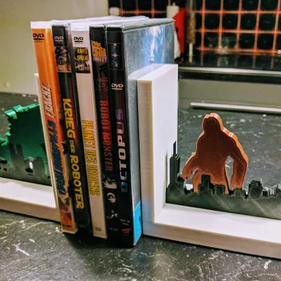 Kệ Đựng DVD / Kệ Sách Hình Quái Vật Phim Ảnh
