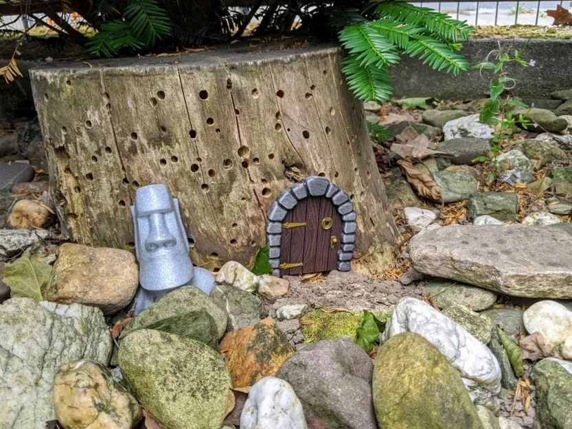 Cửa Nhỏ Xíu Cho Lỗ Chuột - Image 2