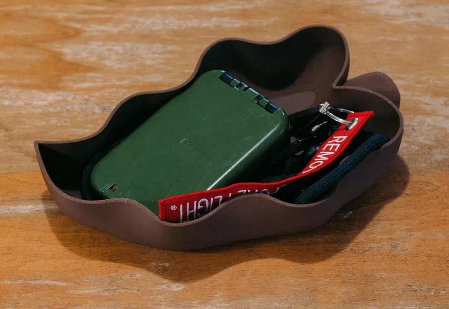 Khay/Chén Hình Chiếc Lá - Image 2