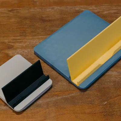 Giá đỡ máy tính bảng