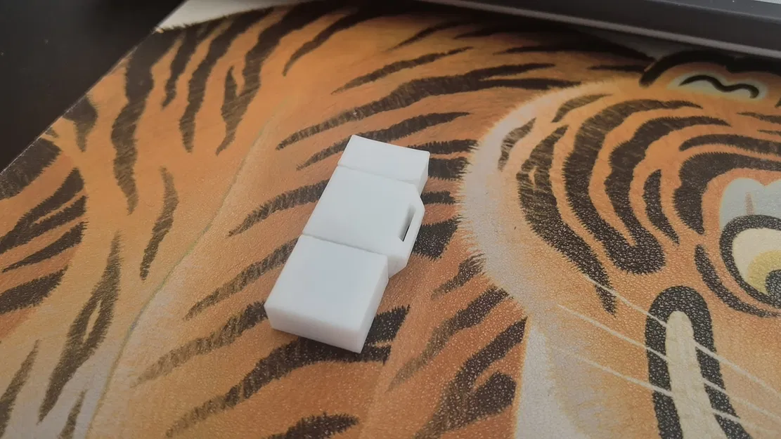 Vỏ đựng USB flash drive - Image 2
