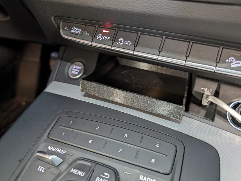 Khay đựng đồ cho Audi Q5 - Image 2