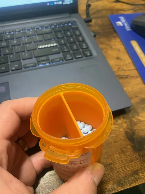 Phần Chèn Chia Ngăn Thuốc Cho Chai 28D - Image 2