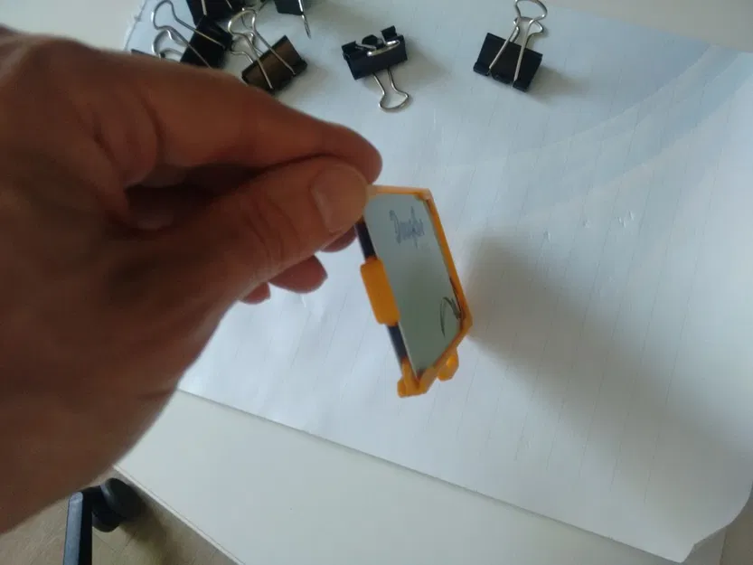 Giá Đỡ Thẻ Kép Nằm Ngang (Hai Thẻ ID) - Image 2