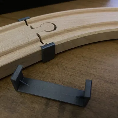 Kẹp Ray Brio Có Khớp Nối Lò Xo