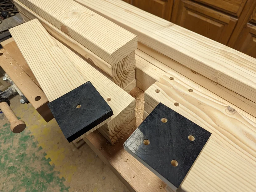 Jig Khoan Ghế Bằng Gỗ 2x4 - Image 1
