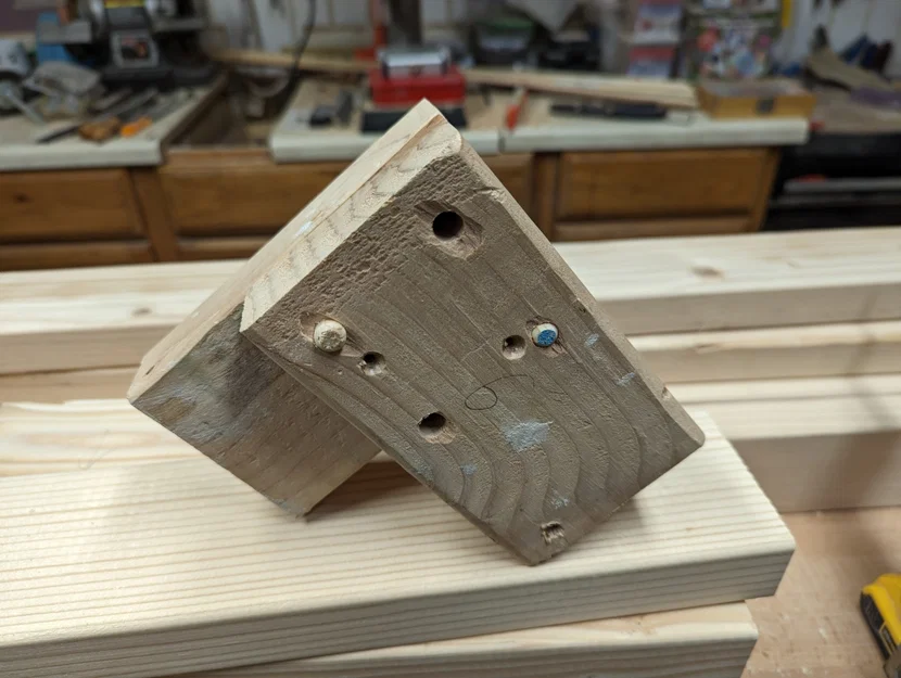 Jig Khoan Ghế Bằng Gỗ 2x4 - Image 2