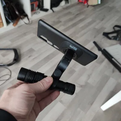 Giá đỡ Đèn pin LED và SP connect Smartphone