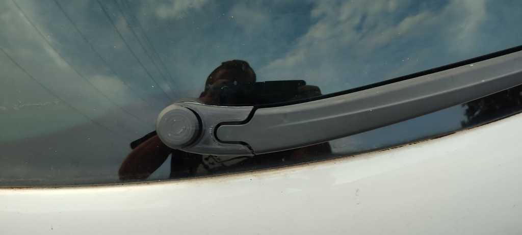 Nắp Chắn Gạt Mưa Xe Seat Ibiza - Image 2