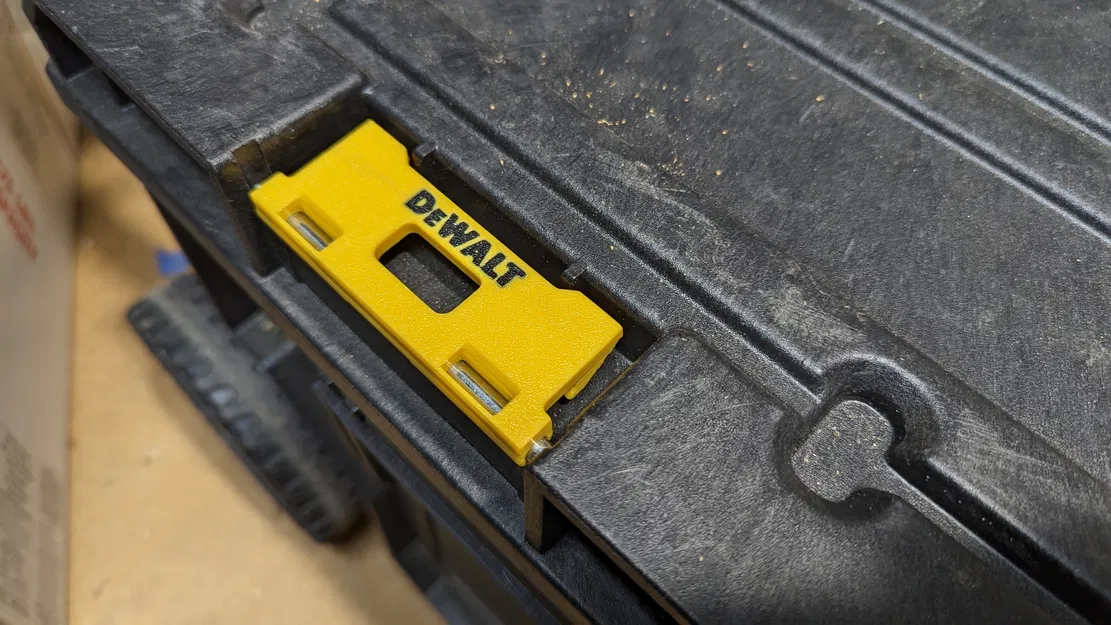 Chốt DeWalt Tough System - Image 1