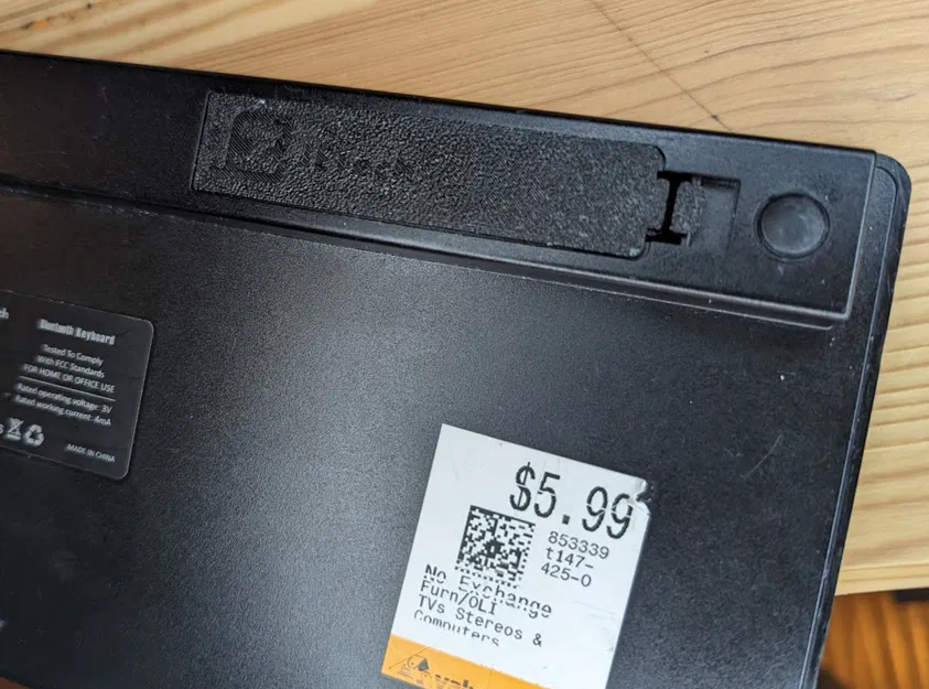 Nắp Chừa Pin Cho Bàn Phím Bluetooth JETech 2155 - Image 1