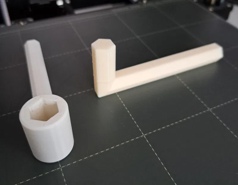 Dụng Cụ Cho Giá Đỡ Cuộn Dây - Image 1