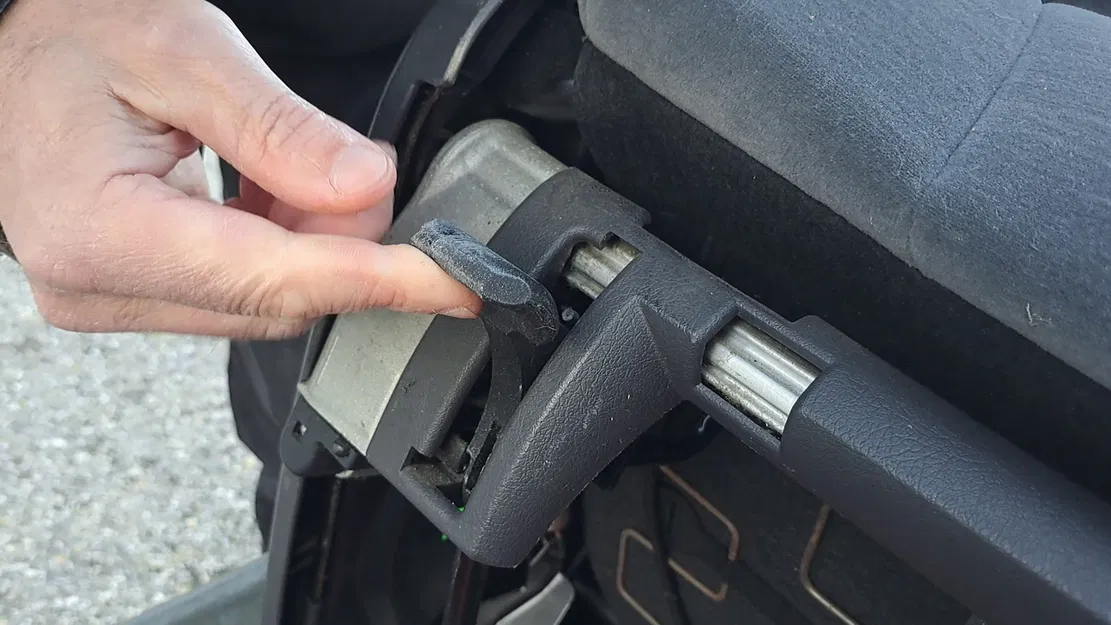 Tay nắm ghế Citroen C8 - Image 6