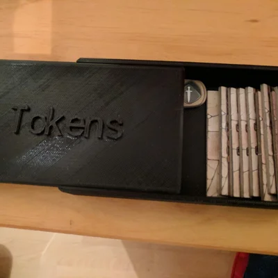 Hộp Đựng Token Arcadia Quest